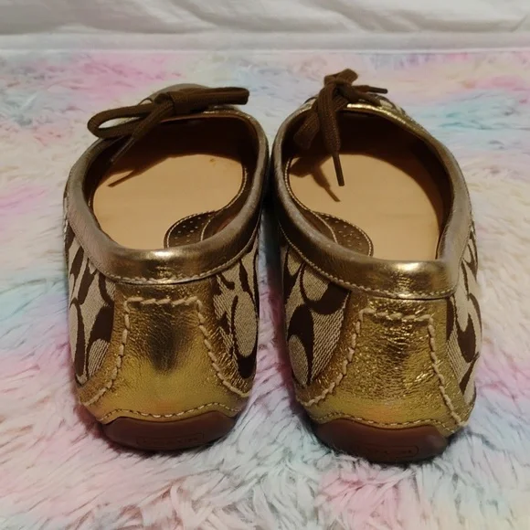 Coach Ballet Flats W Gold Detail Sz.8M They can fit 8.5 Like New (X-100 CRATE) - Picture 7 of 15